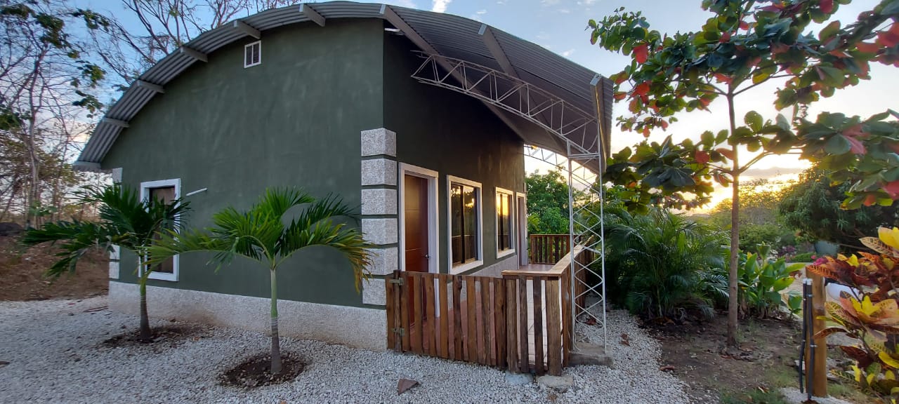 Cabin 2 Exterior 3