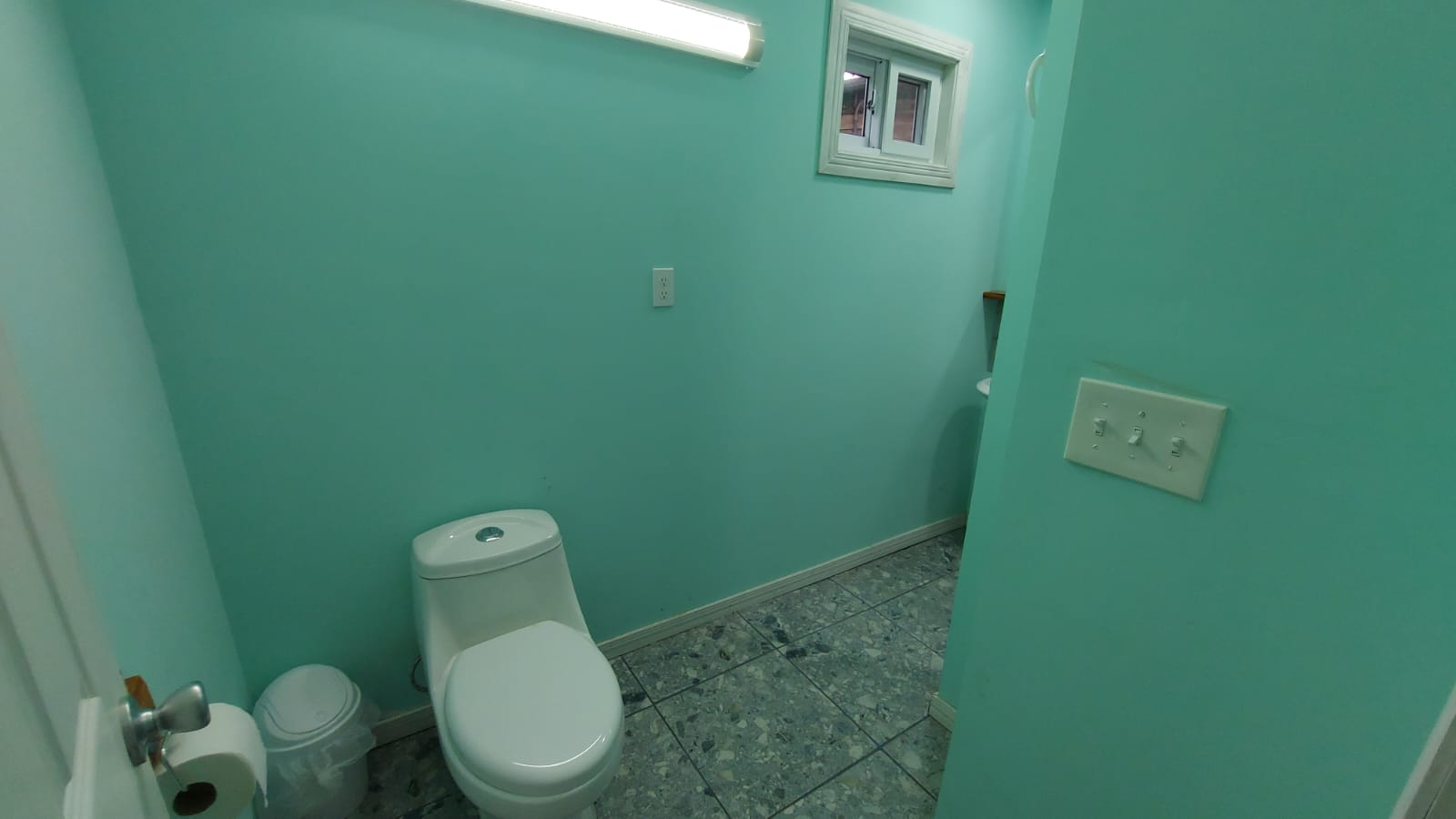 Cabin 4 Bathroom